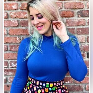 Retrolicious Blue Mock Neck Top